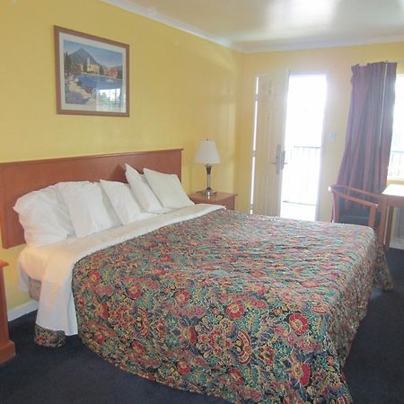 Knights Inn Santa Cruz Eksteriør bilde
