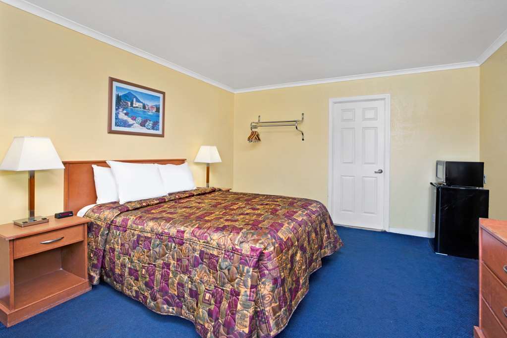 Knights Inn Santa Cruz Rom bilde